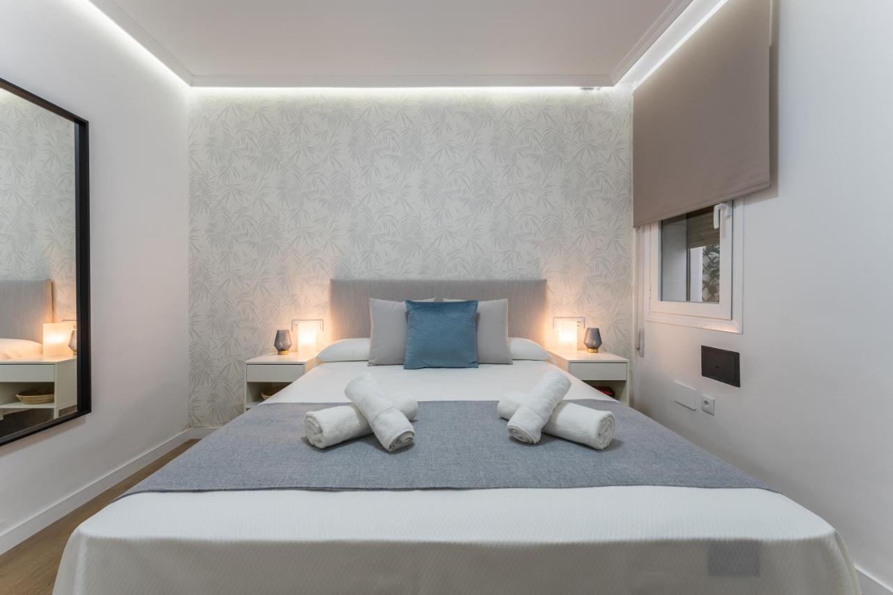 Casa Augusto - Junto Al Teatro Romano, Con Garaje เมรีดา ภายนอก รูปภาพ