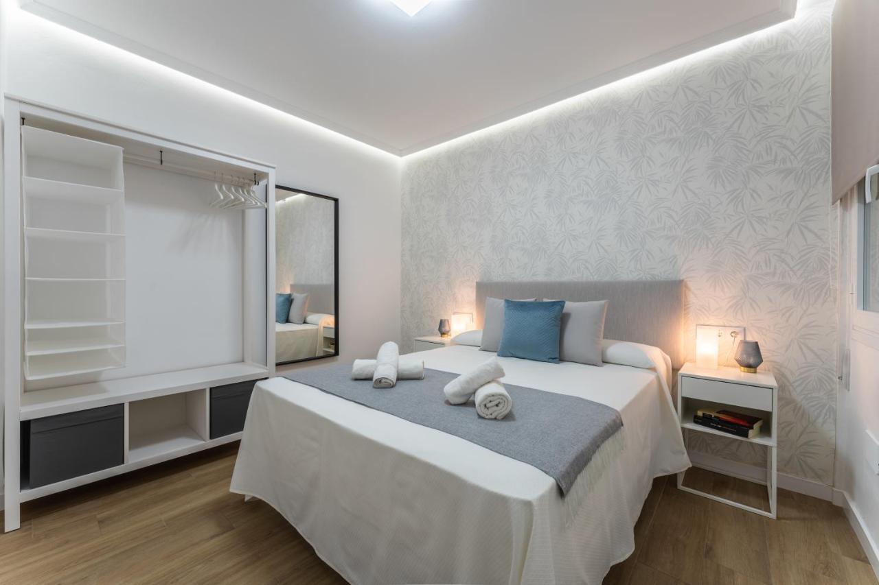 Casa Augusto - Junto Al Teatro Romano, Con Garaje เมรีดา ภายนอก รูปภาพ