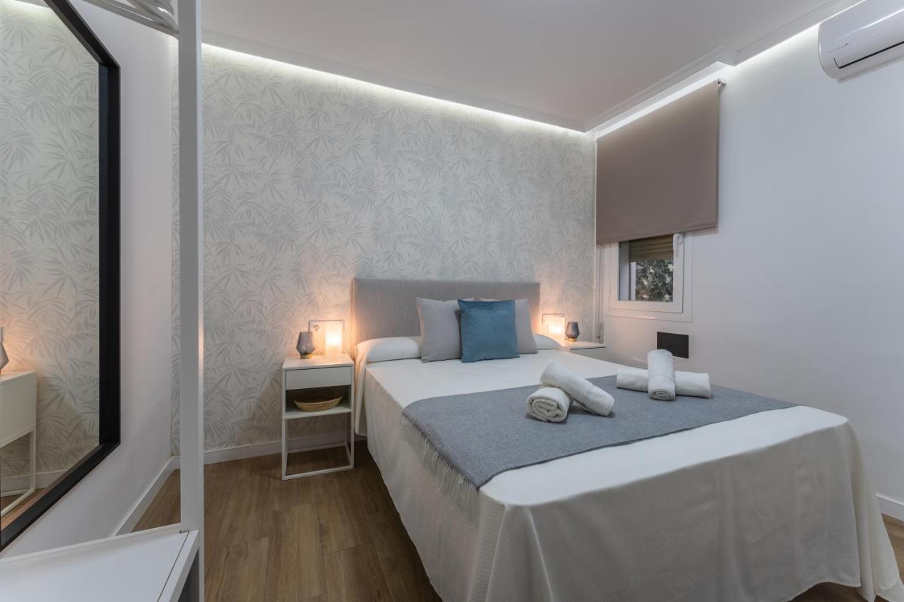 Casa Augusto - Junto Al Teatro Romano, Con Garaje เมรีดา ภายนอก รูปภาพ
