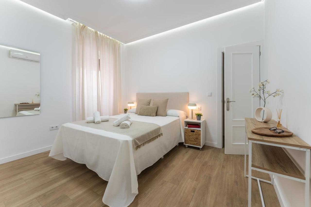 Casa Augusto - Junto Al Teatro Romano, Con Garaje เมรีดา ภายนอก รูปภาพ